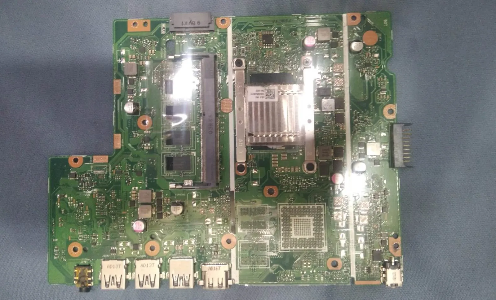 Asus X543U, X543UA, X543UB Anakart i3