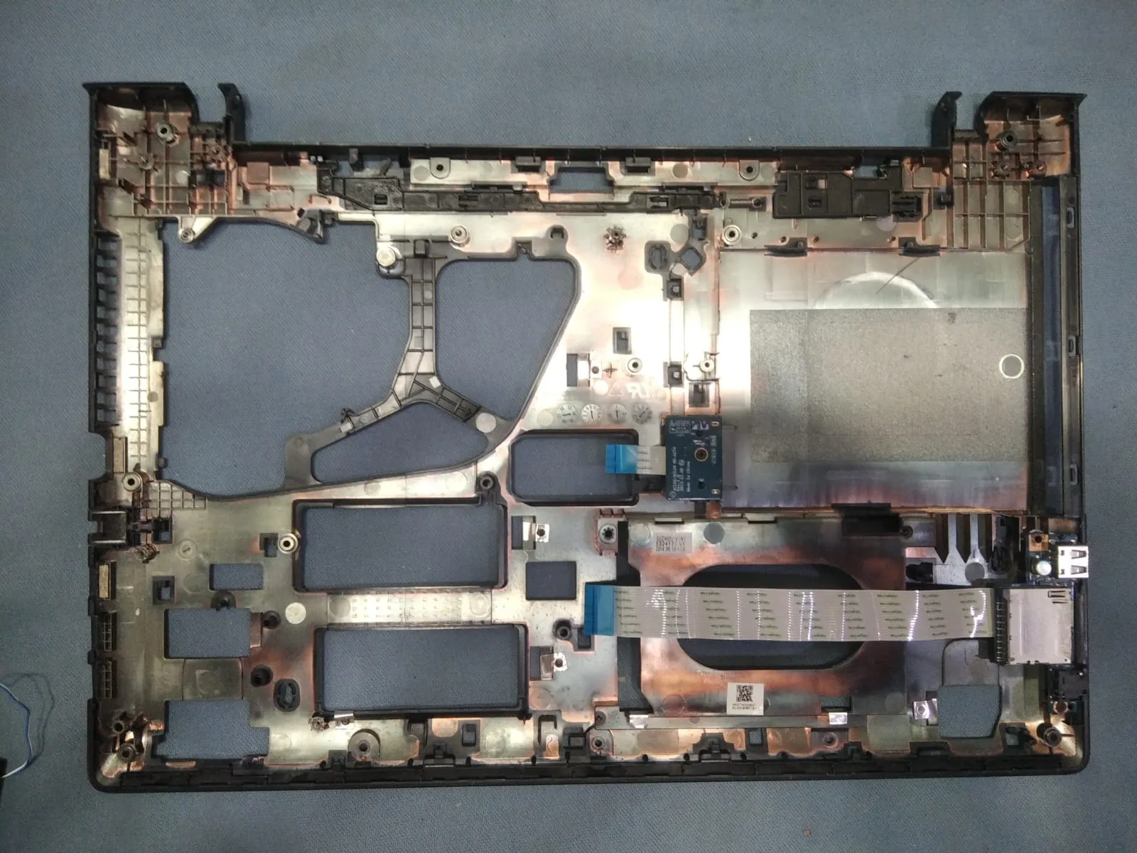 Lenovo Ideapad G50 G50-30 G50-45 G50-70 G50-80 alt kasa