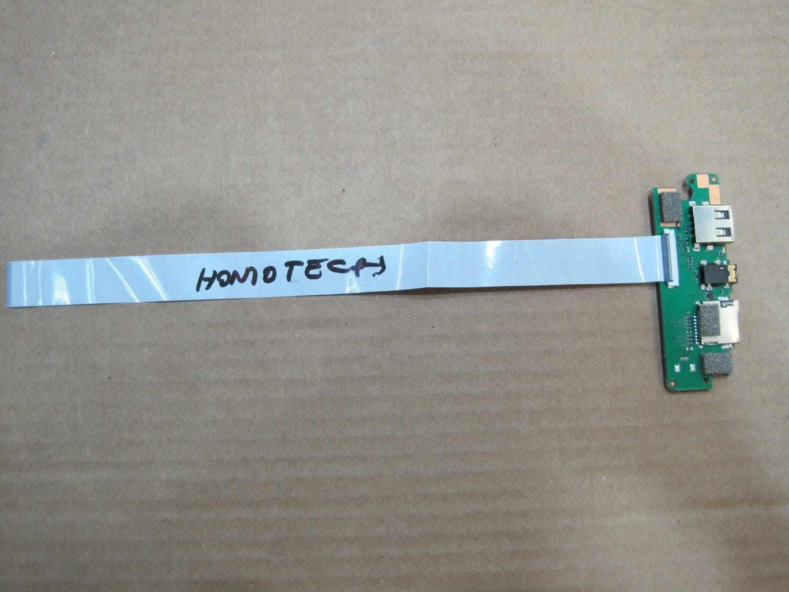 Hometech HT14 N1401A (HT Book 14-232B) notebook modeli için USB ve Ses Çıkış Kartı