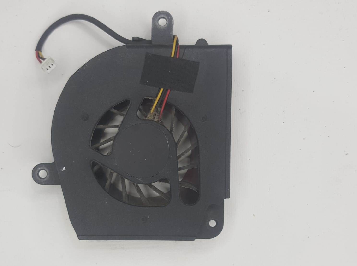 Lenovo 3000 N200 C200 N100 F40 F40A F41 Y410 Y40 Y400 Y400A Serisi Cooling Fan