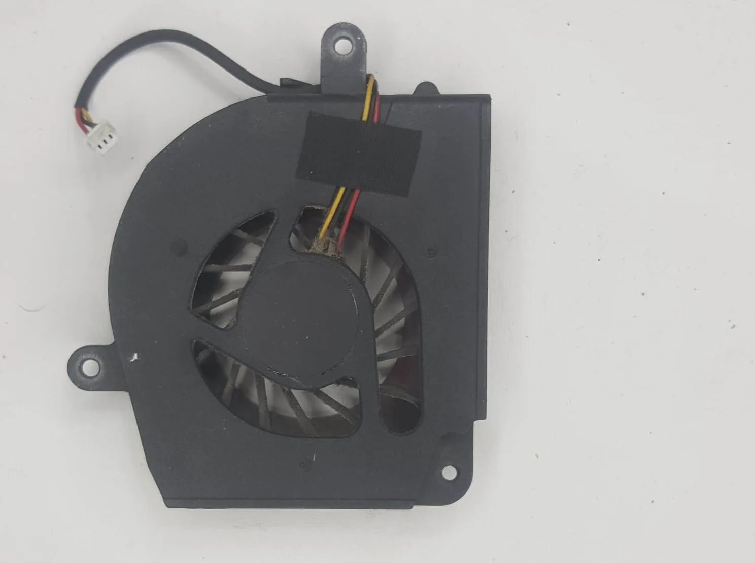 Lenovo 3000 N200 C200 N100 F40 F40A F41 Y410 Y40 Y400 Y400A Serisi Cooling Fan