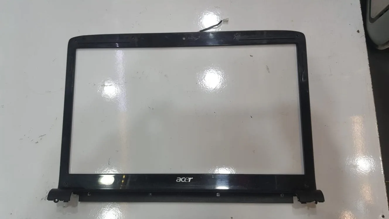 Acer Aspire 6930, 6930G ve 6930ZG (ZK2) EAZK2002010-1 veya EAZK2002010 (Bezel)