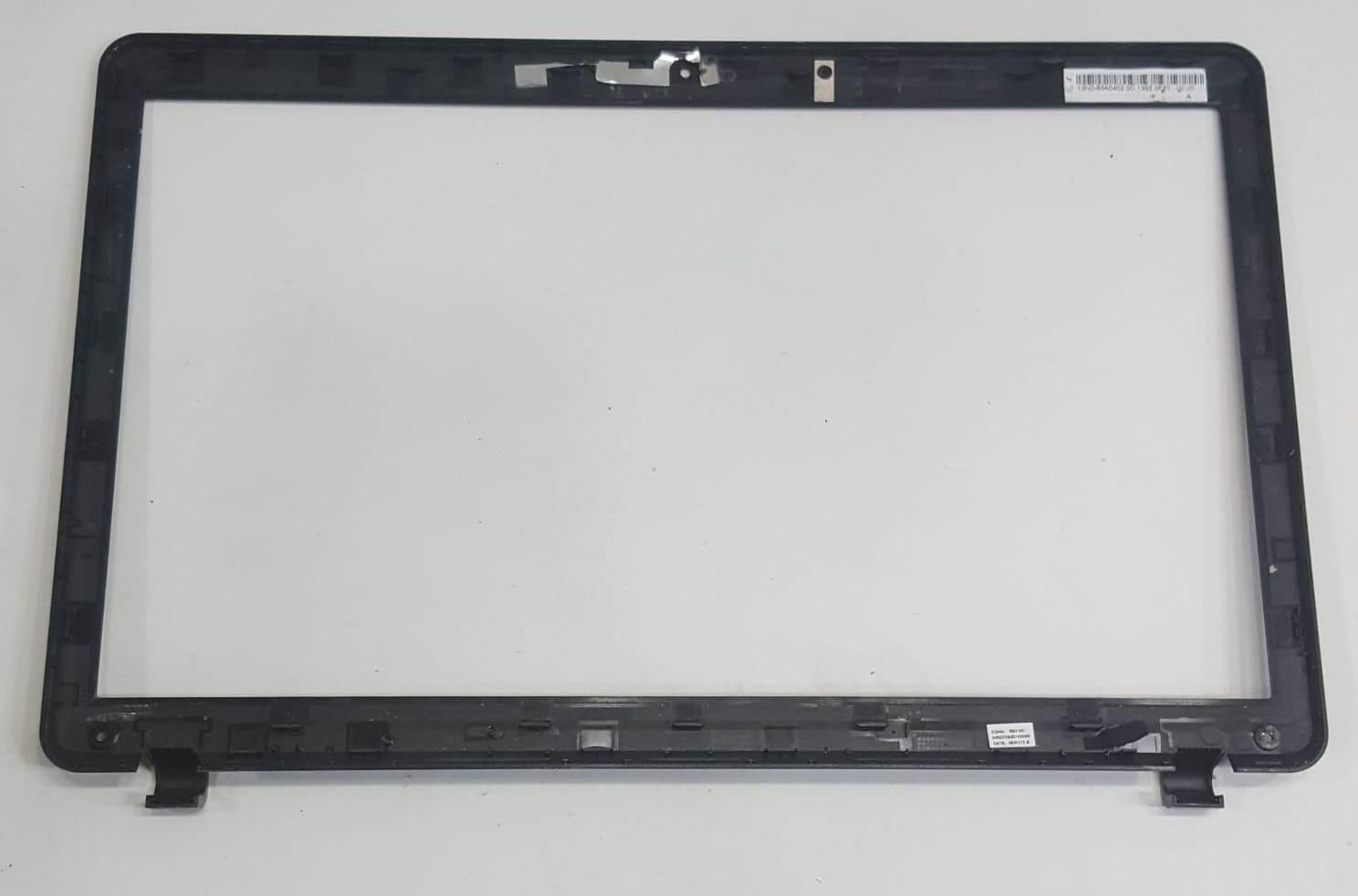 İnceleyen: 3 Packard Bell Easynote EG70 Easynote LE69KB bezel1
