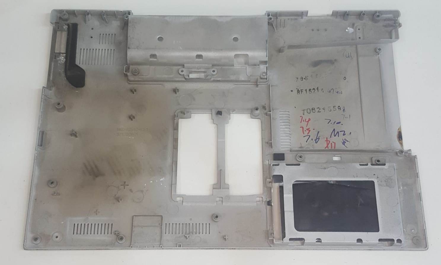 Sony Vaio VGNFZ VGN-FZ PCG-381M Alt Kasa Bottom Case1