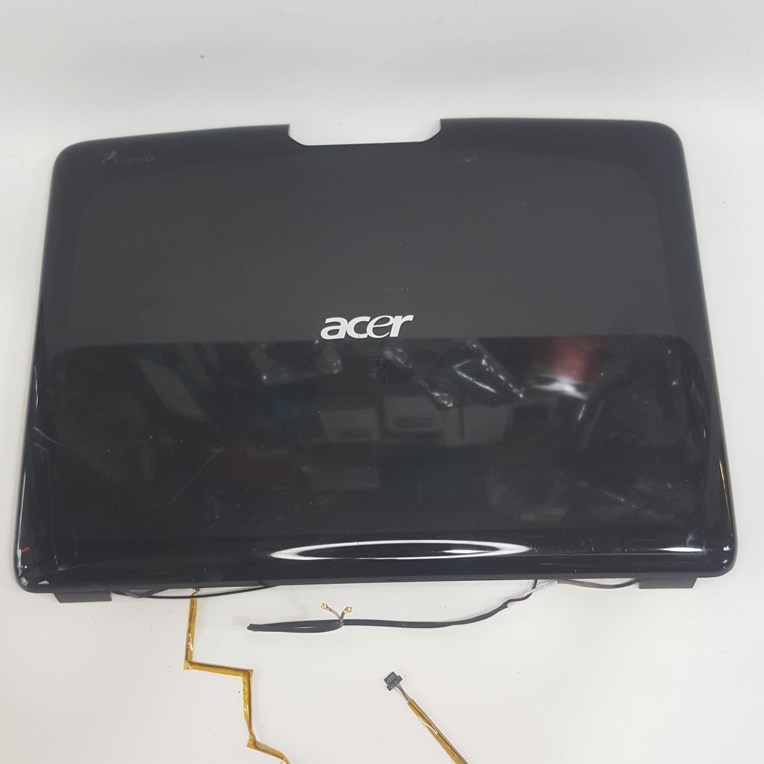 Acer Aspire 5920 ve 5920G serileri için LCD arka kapak (back cover)