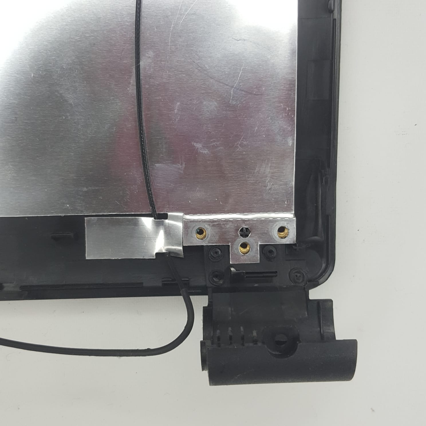 Acer Aspire 7535, 7535G ve 7235 (MS2262) modelleri 17.3 inç LCD arka kapak (top cover)-1 Acer Aspire 7535, 7535G ve 7235 (MS2262) modelleri 17.3 inç LCD arka kapak (top cover)-1