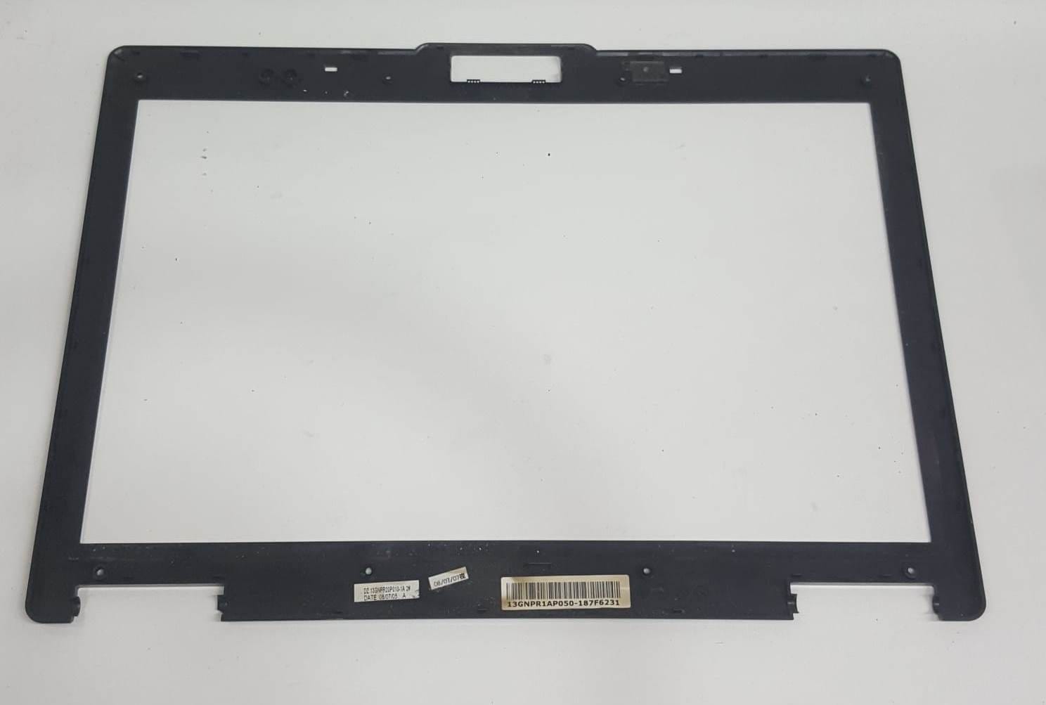Asus M51V (M51, M51Se, M51Va, M51Vr) serisi ile uyumlu LCD Ön Çerçeve (LCD Bezel)6 Asus M51V (M51, M51Se, M51Va, M51Vr) serisi ile uyumlu LCD Ön Çerçeve (LCD Bezel)6