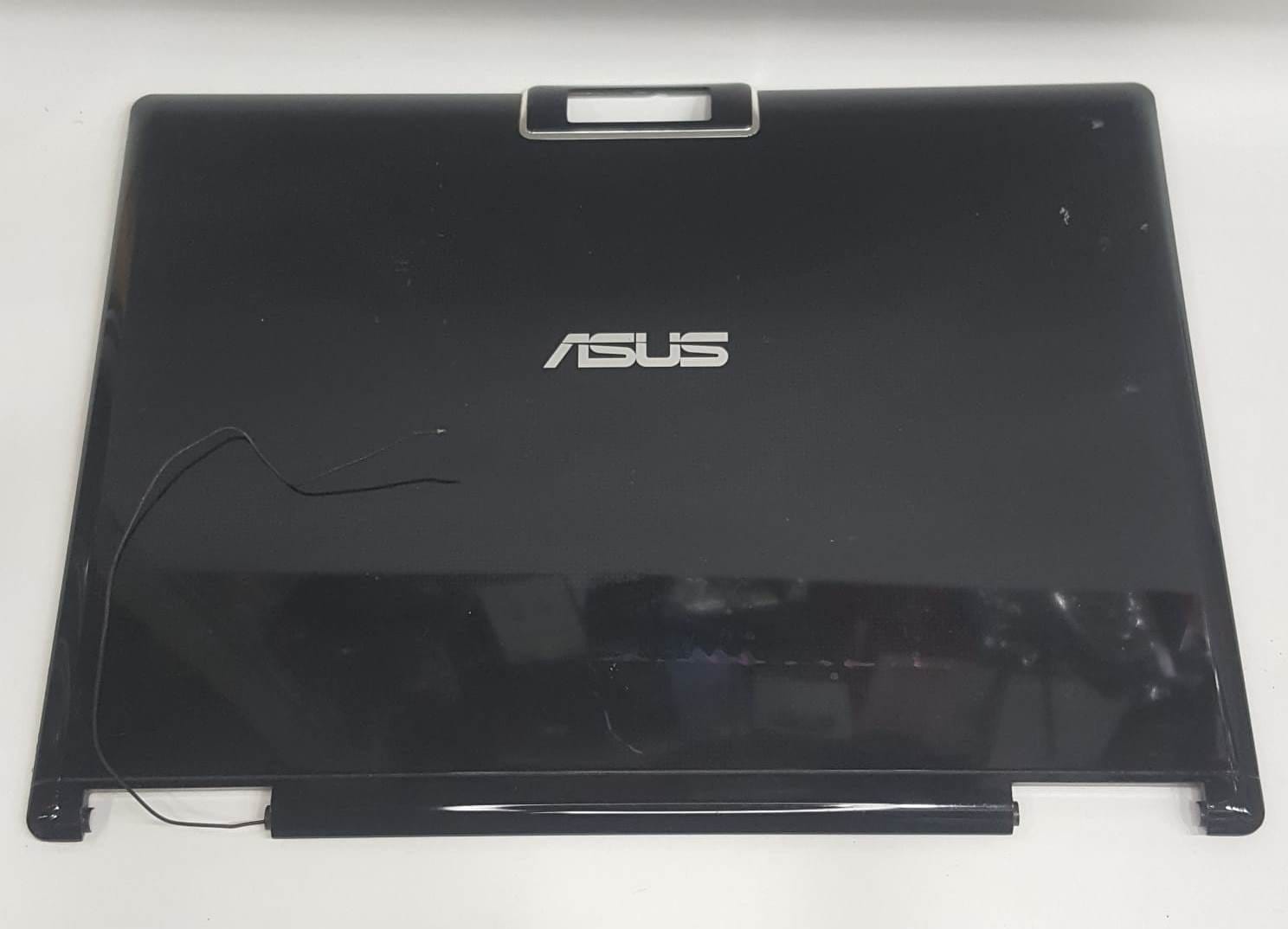 Asus M51V M51S, M51E, M51T serisi için LCD ekran arka kapağı (LCD Cover)