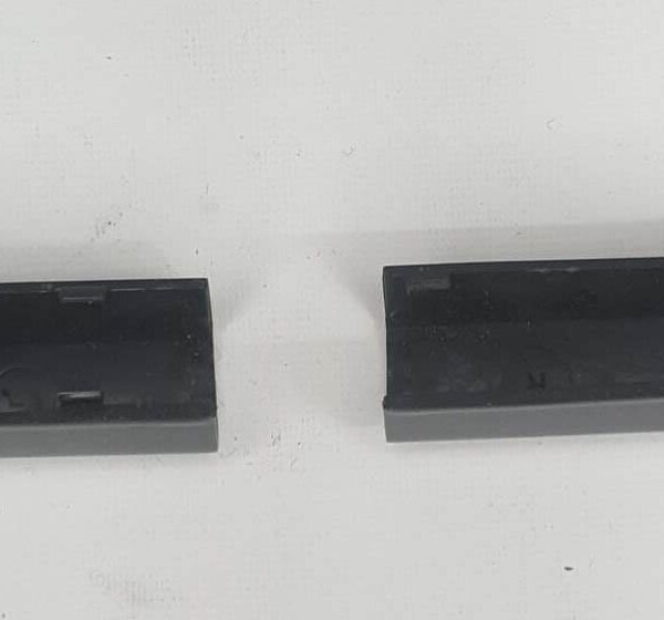 Asus X51R (ve X51, X51L, X51RL) serisi için menteşe kapakları (hinge caps) - Görsel 2