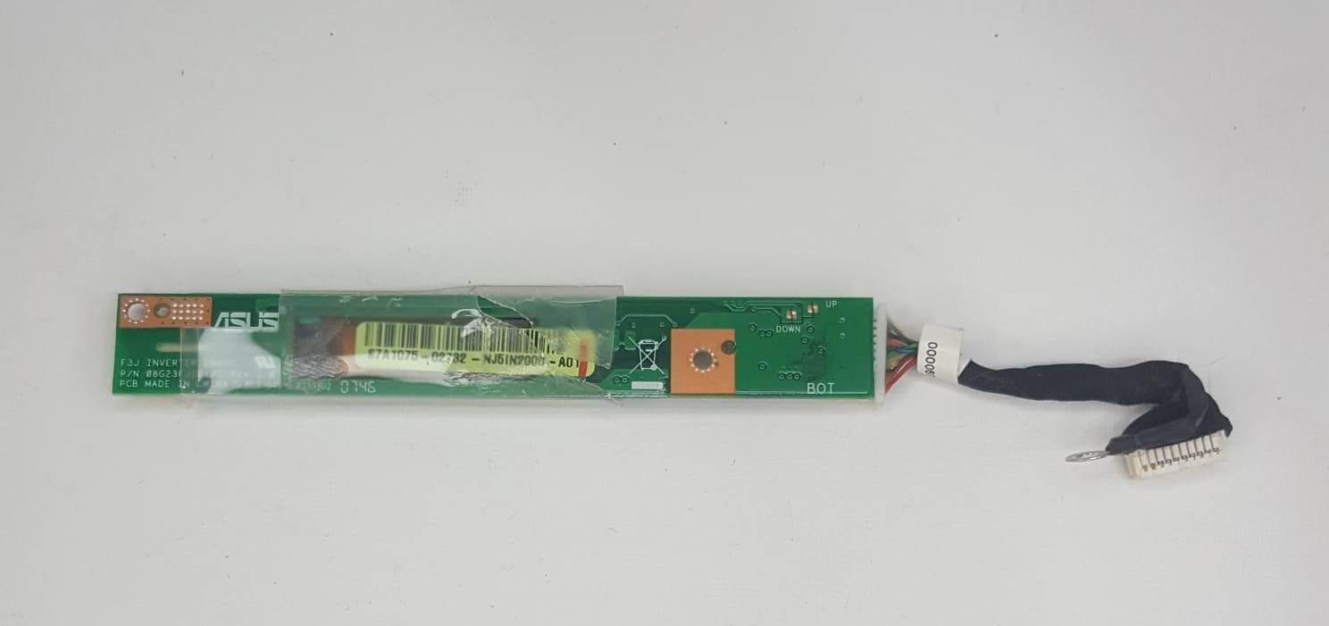 Asus X51R (ve X51, X51L, X51RL) serisinde ekranın aydınlatmasını sağlayan LCD Invertör (Inverter Board) Asus X51R (ve X51, X51L, X51RL) serisinde ekranın aydınlatmasını sağlayan LCD Invertör (Inverter Board)