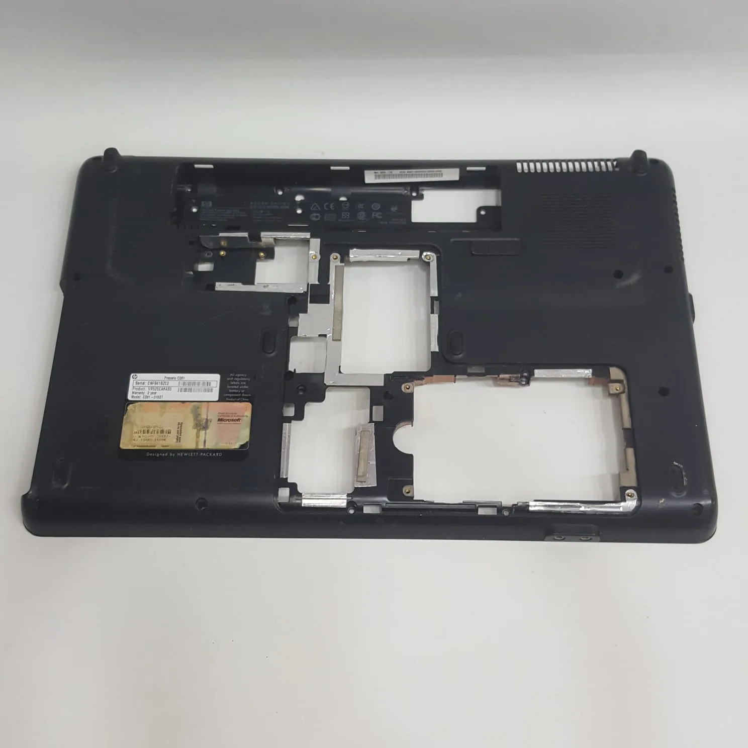 HP Compaq Presario CQ61 alt kasa Part No: 370P8BATP50