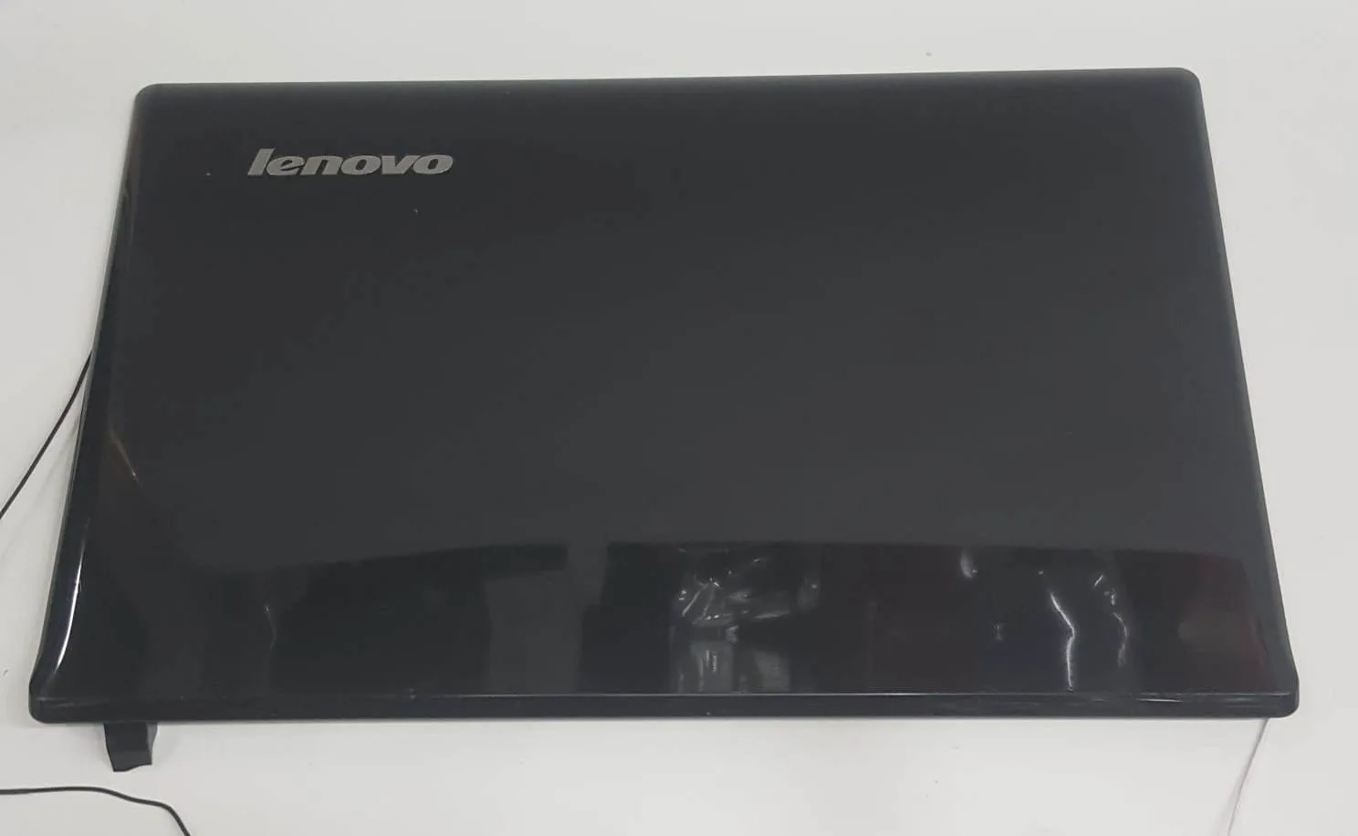 Lenovo Essential G570 ve G575 modelleri için LCD ekran arka kapağı (A Cover)