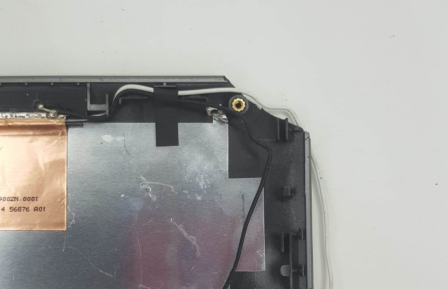 Lenovo FLEX 2-14 20404 Lcd Ekran Arka Kapak kusurlu7 Lenovo FLEX 2-14 20404 Lcd Ekran Arka Kapak kusurlu7