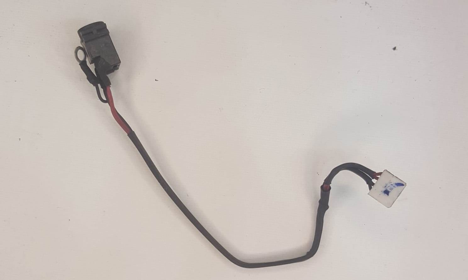 Samsung NP-R522 R518, R519, R520, R620 ve R719 serisi dizüstü bilgisayarlar için DC Power Jack (şarj soketi)