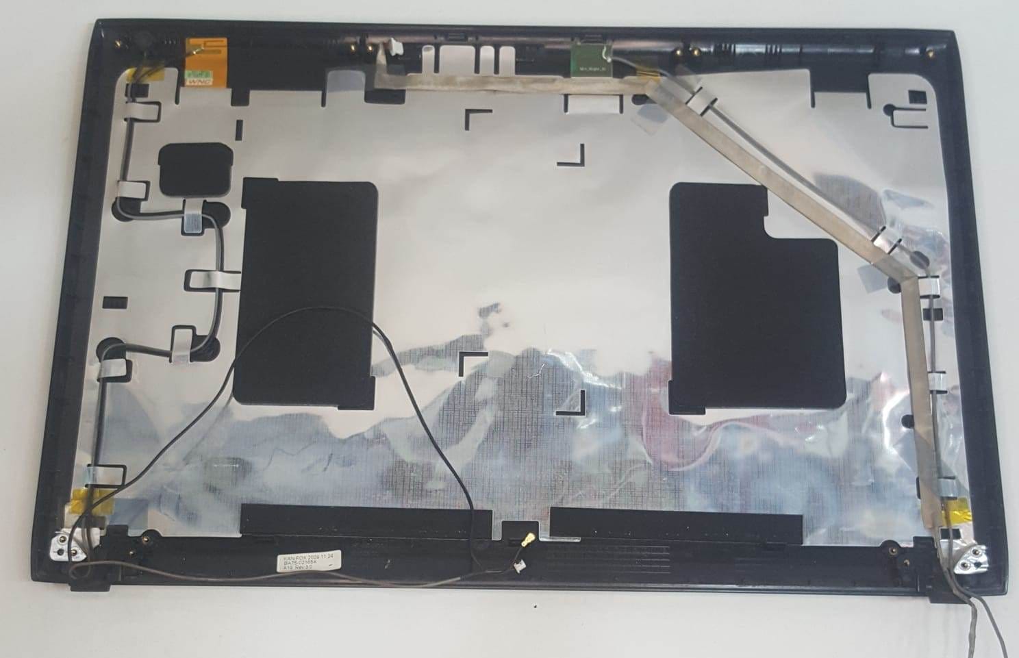 Samsung R518, R520 ve R620 R522 laptop modeli için LCD arka kapak2