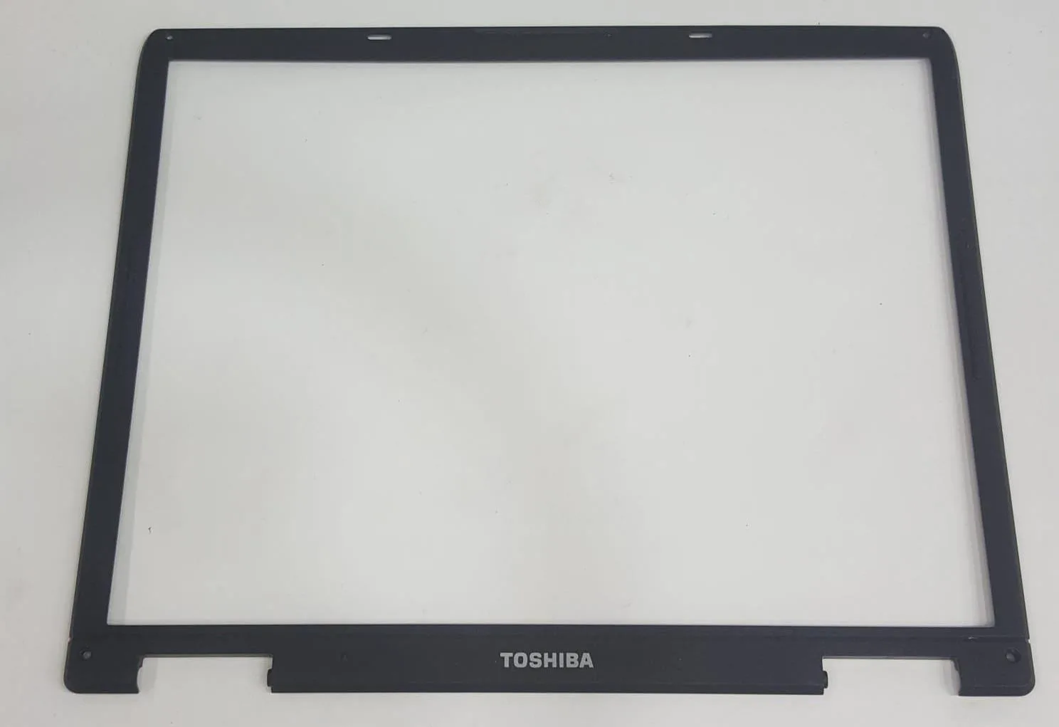 Toshiba Satellite L10 L10-102 L20 L20-101 LCD Ekran Ön Çerçeve (Bezel B Kasası)