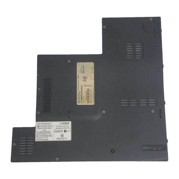 Lenovo Essential G570 ve G575 modelleri (Model 20079, 20081 vb.) için alt servis kapağı