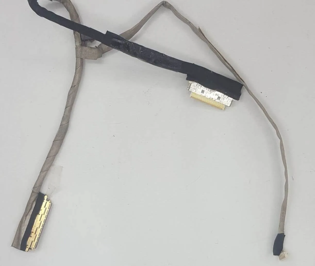 ACER Aspire One Series (Pav70 / D260 / D255) netbook modelleri için LCD Ekran Data Flex Kablosu