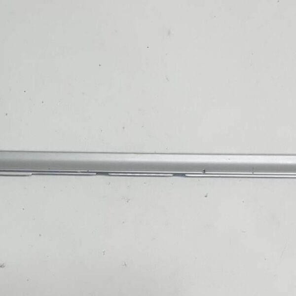 HP Pavilion DV6000 Laptop Menteşe Arası Orta Çıta Kapağı - Görsel 2