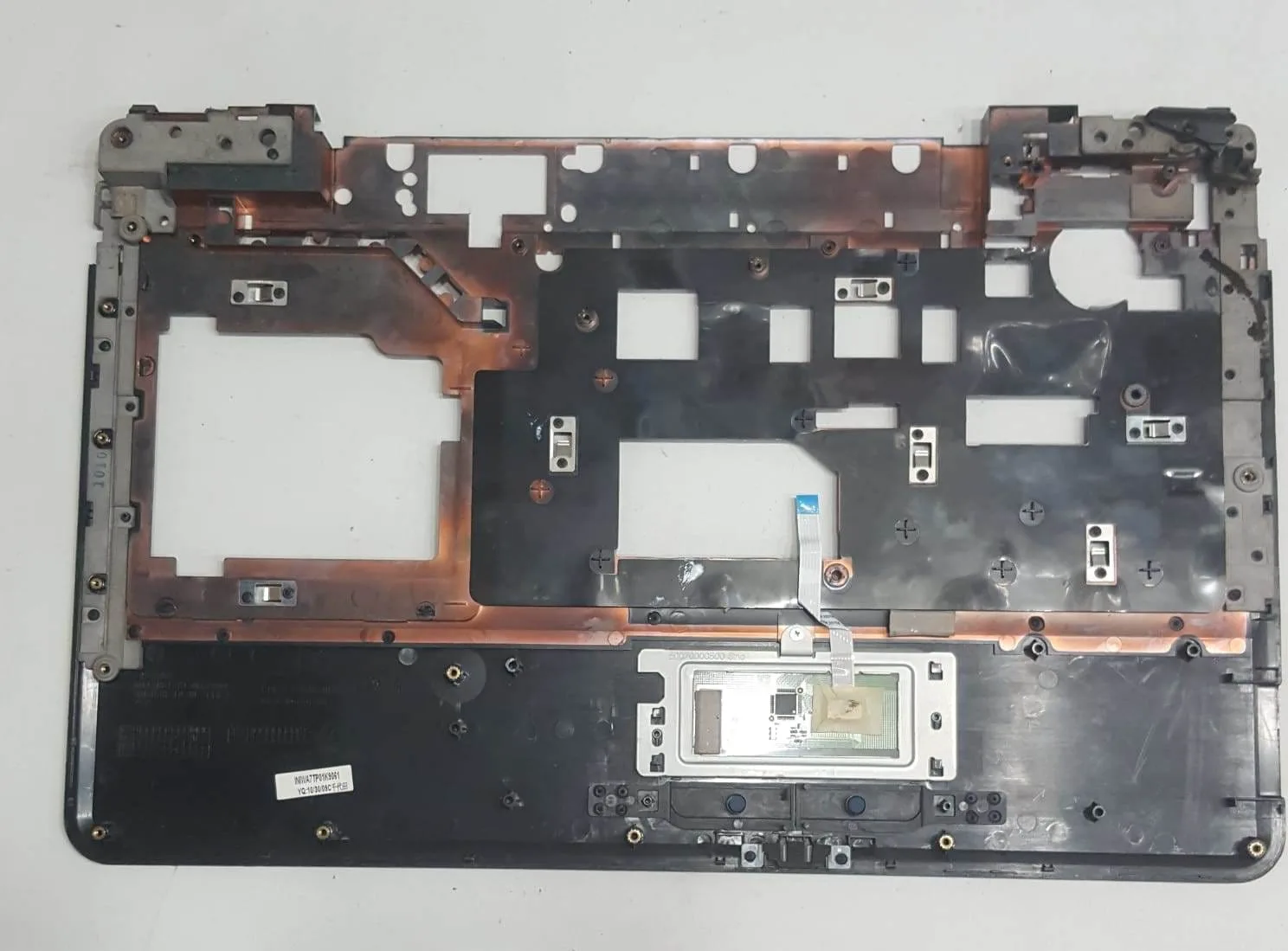 Lenovo G550 ve G555 modeli için alt kasa (bottom case)