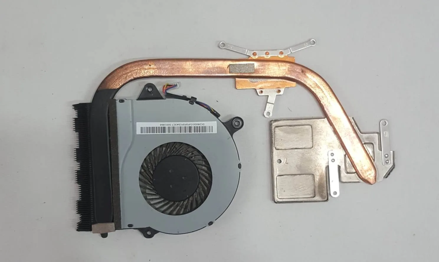 Lenovo Ideapad 300-15ISK 300-15IBR İşlemci Fanı CPU Cooling Fan (DC28000CUF0 DFS561405PL0T)