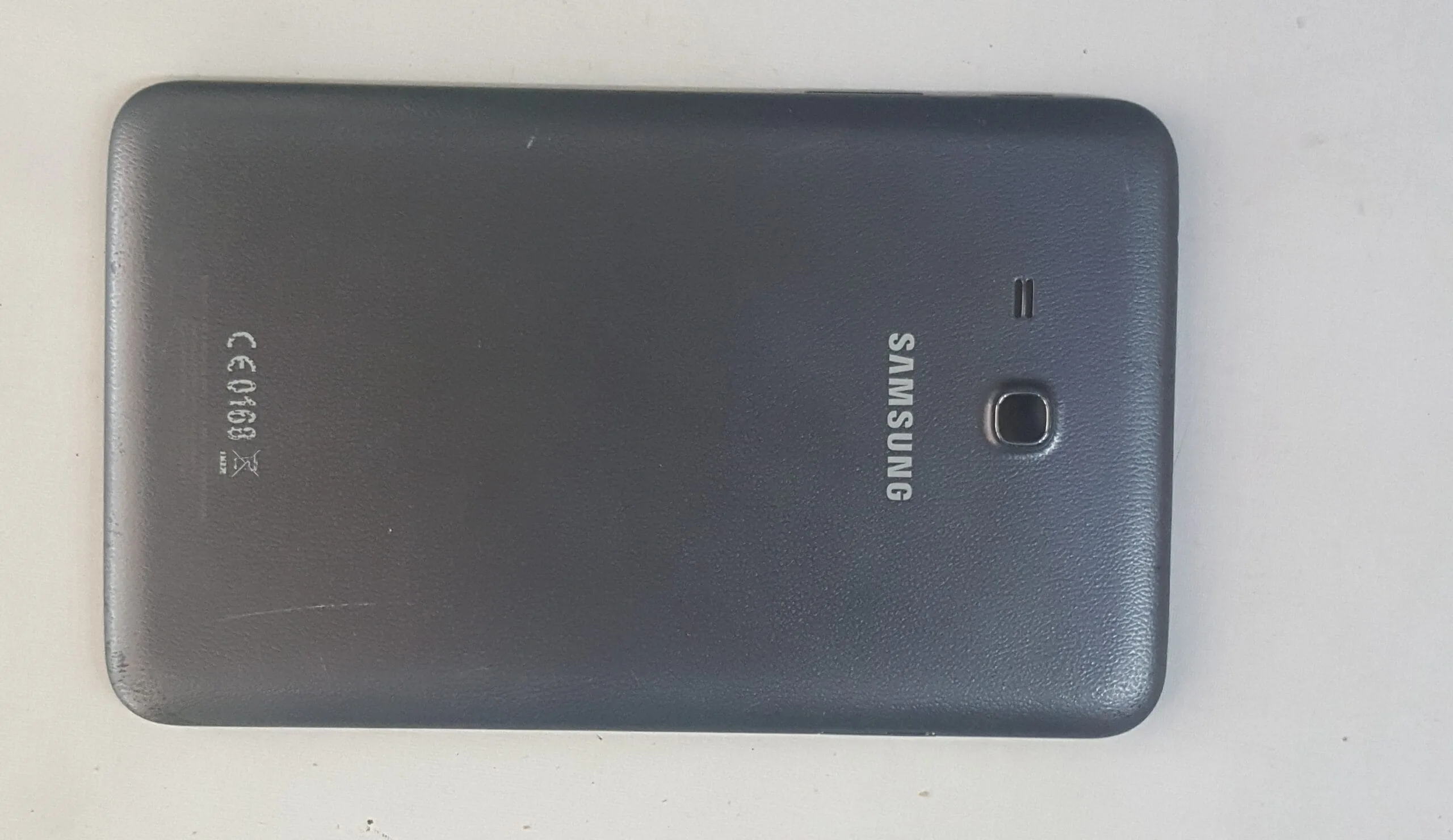 Samsung Tab 3 Lite T113 / T110 Tablet Arka Kasa Kasası ve Açma Kapama Ses Tuş Takımı