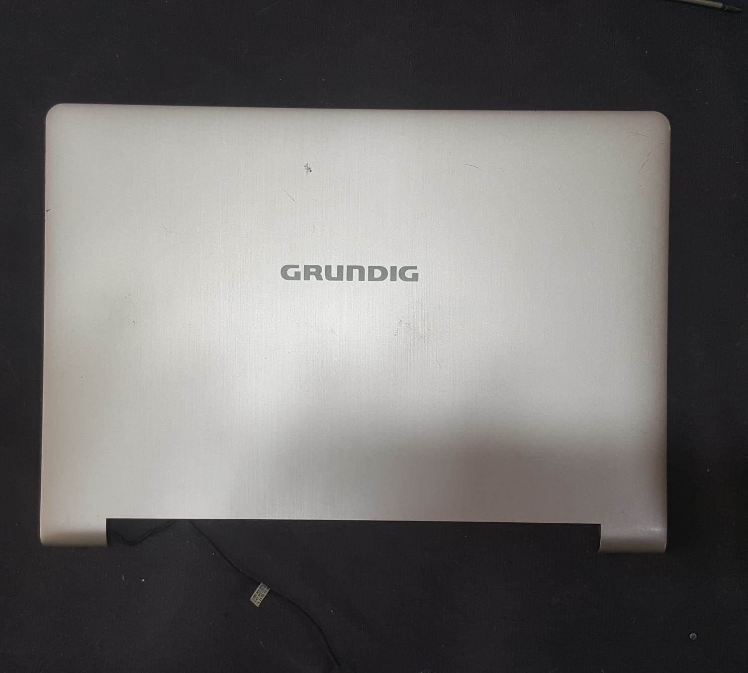 Grundig GNB 1150 B1 N2 LCD Back Cover (W510TU / Clevo W510) - Ekran Arka Kapağı