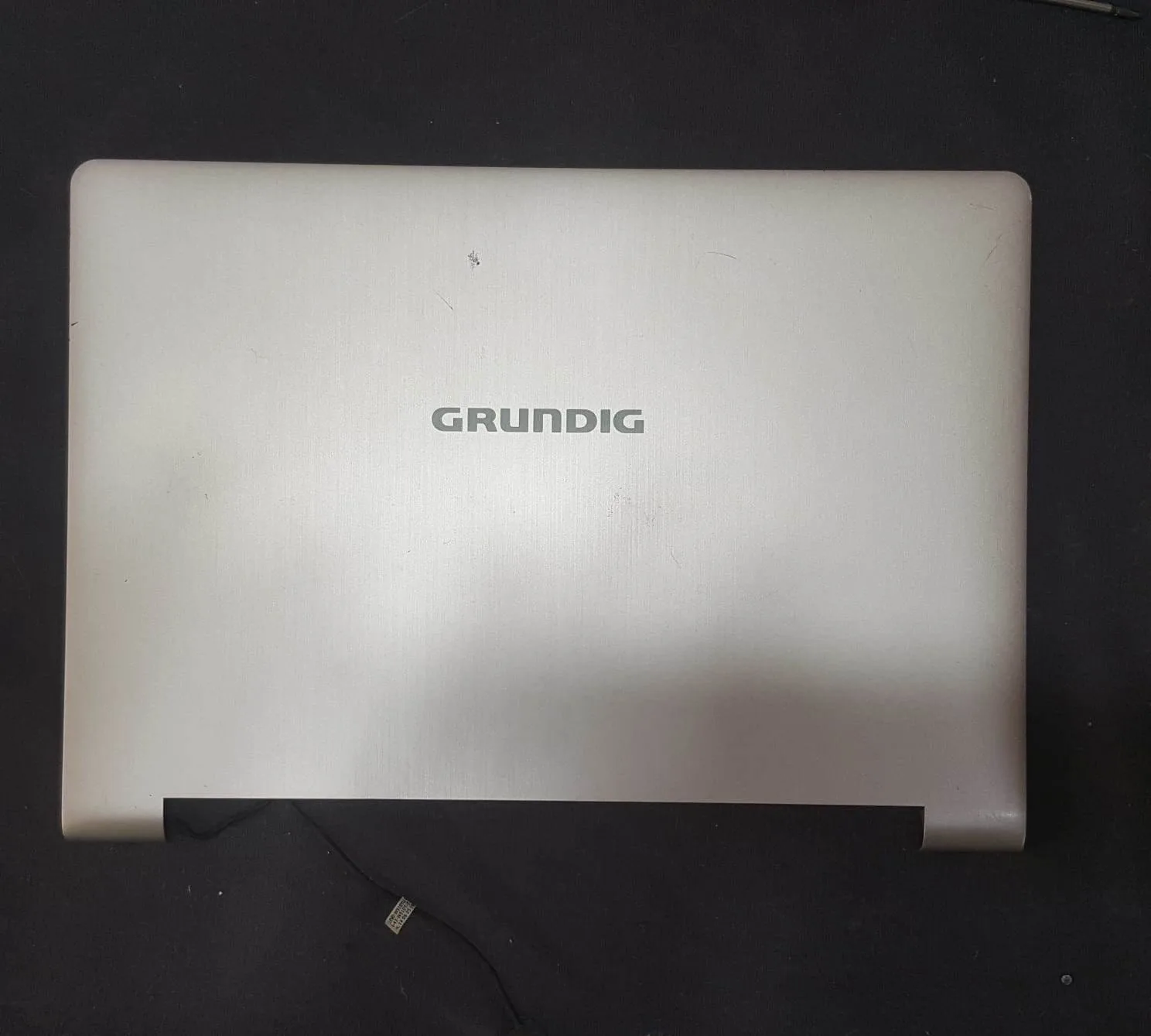 Grundig GNB 1150 B1 N2 LCD Back Cover (W510TU / Clevo W510) - Ekran Arka Kapağı