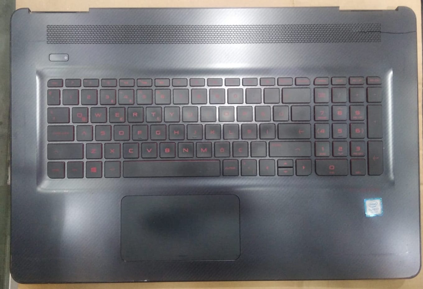 HP Omen 17-w205nt Alt Kasa, Üst Kasa (Palmrest) ve Klavye Seti
