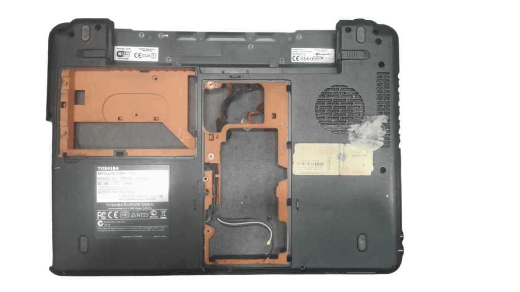 Toshiba Satellite U400, M800 altt kasa